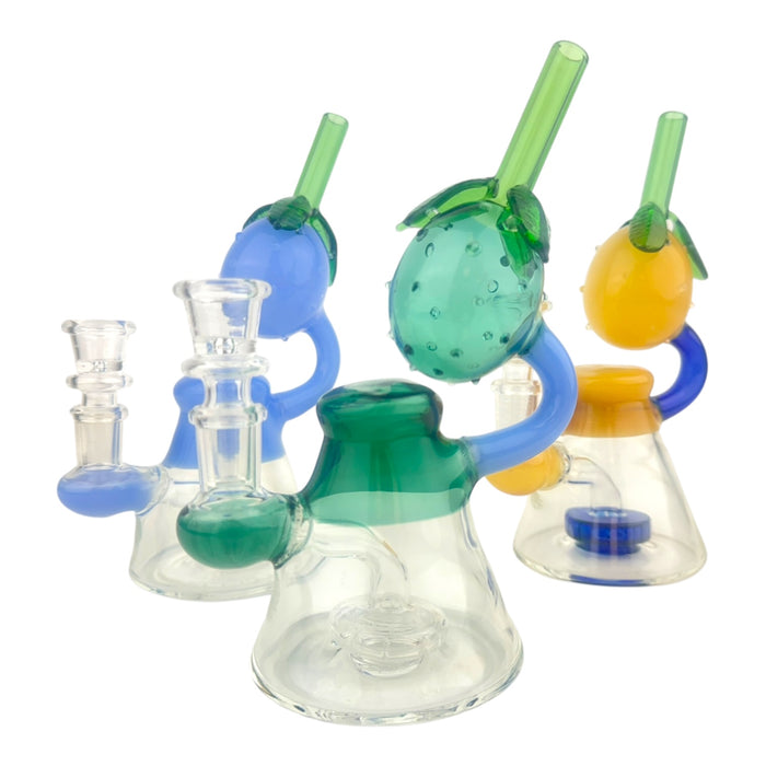 7.5" Strawberry Beaker Glass Water Pipe